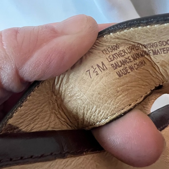 Sofft Brown Heels with Comfortable Footbed - Picture 2 of 7